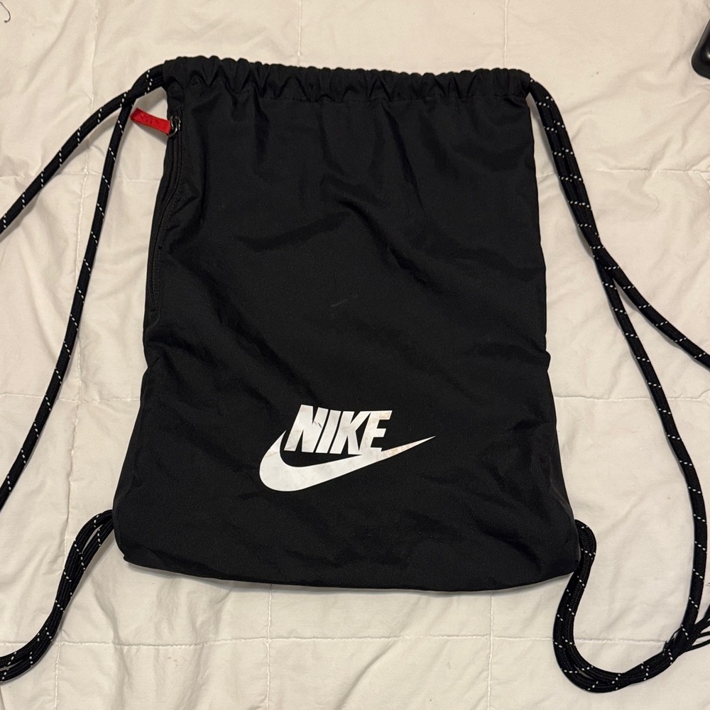 Nike Black and White Drawstring Backpack